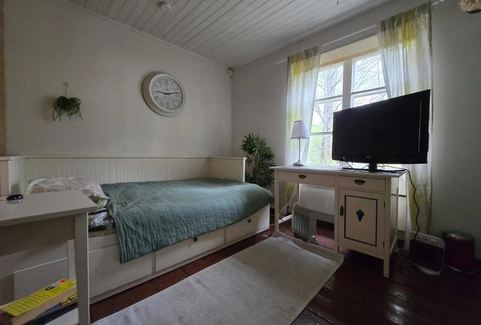 Lodge Private Room In A 250 Years Old House Helsinki Finland